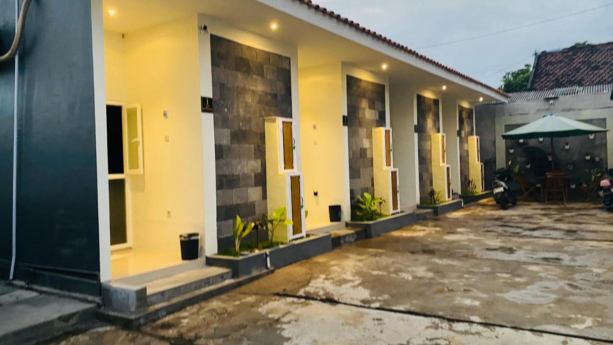 Robiu Bed & Breakfast Banyuwangi  Extérieur photo